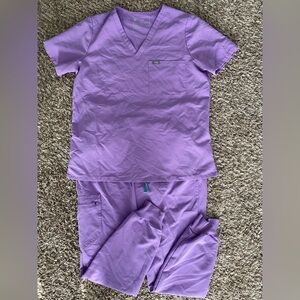 FIGS scrubs set lilac dawn